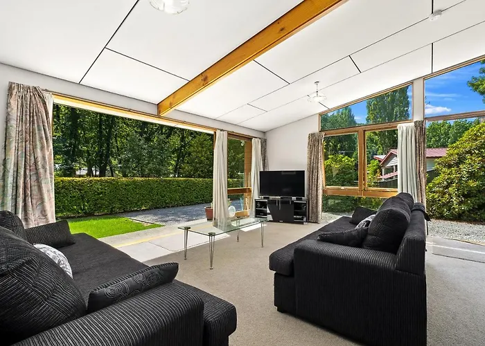 Merioneth Retreat - Arrowtown Holiday Home